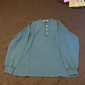 Badge long sleeve shirt color green size medium